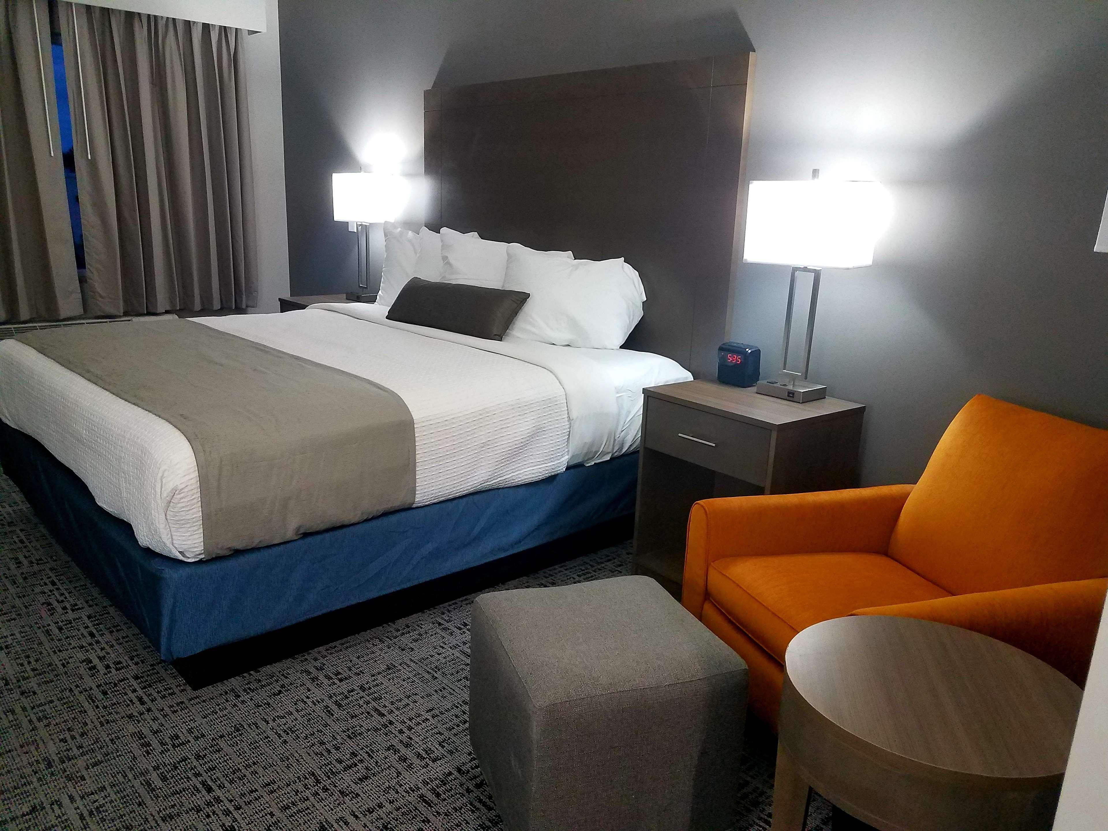Best Western Plus Wayland Hotel Shelbyville Extérieur photo