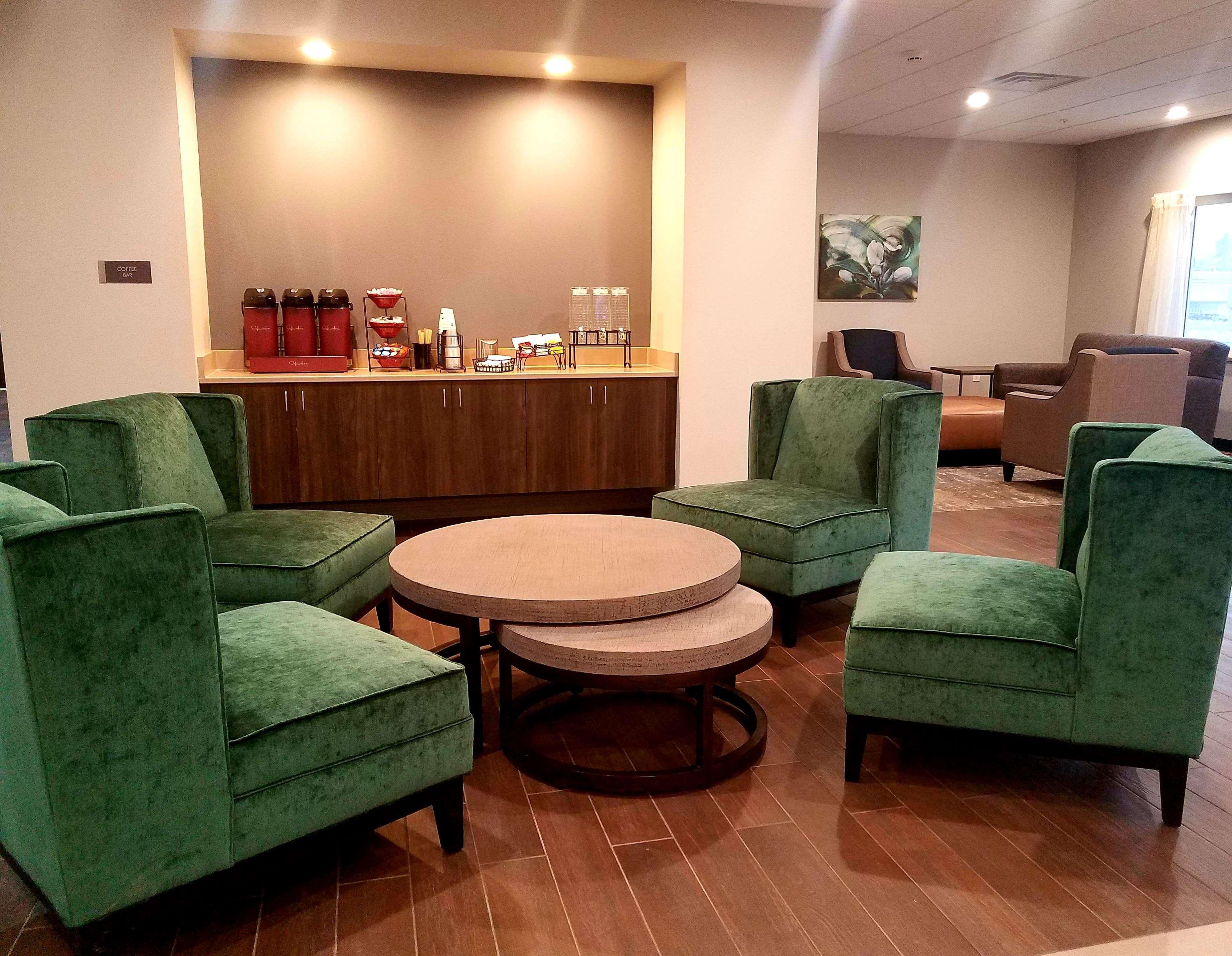 Best Western Plus Wayland Hotel Shelbyville Extérieur photo